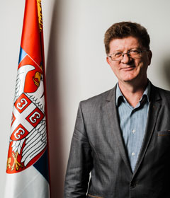  Zoran Mišić 